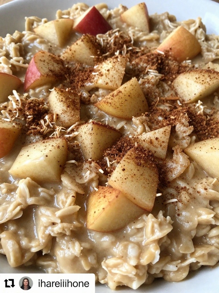 Cinnamon Apple Skillet Oatmeal