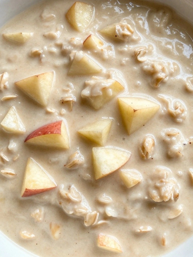 Apple Cinnamon Overnight Oats