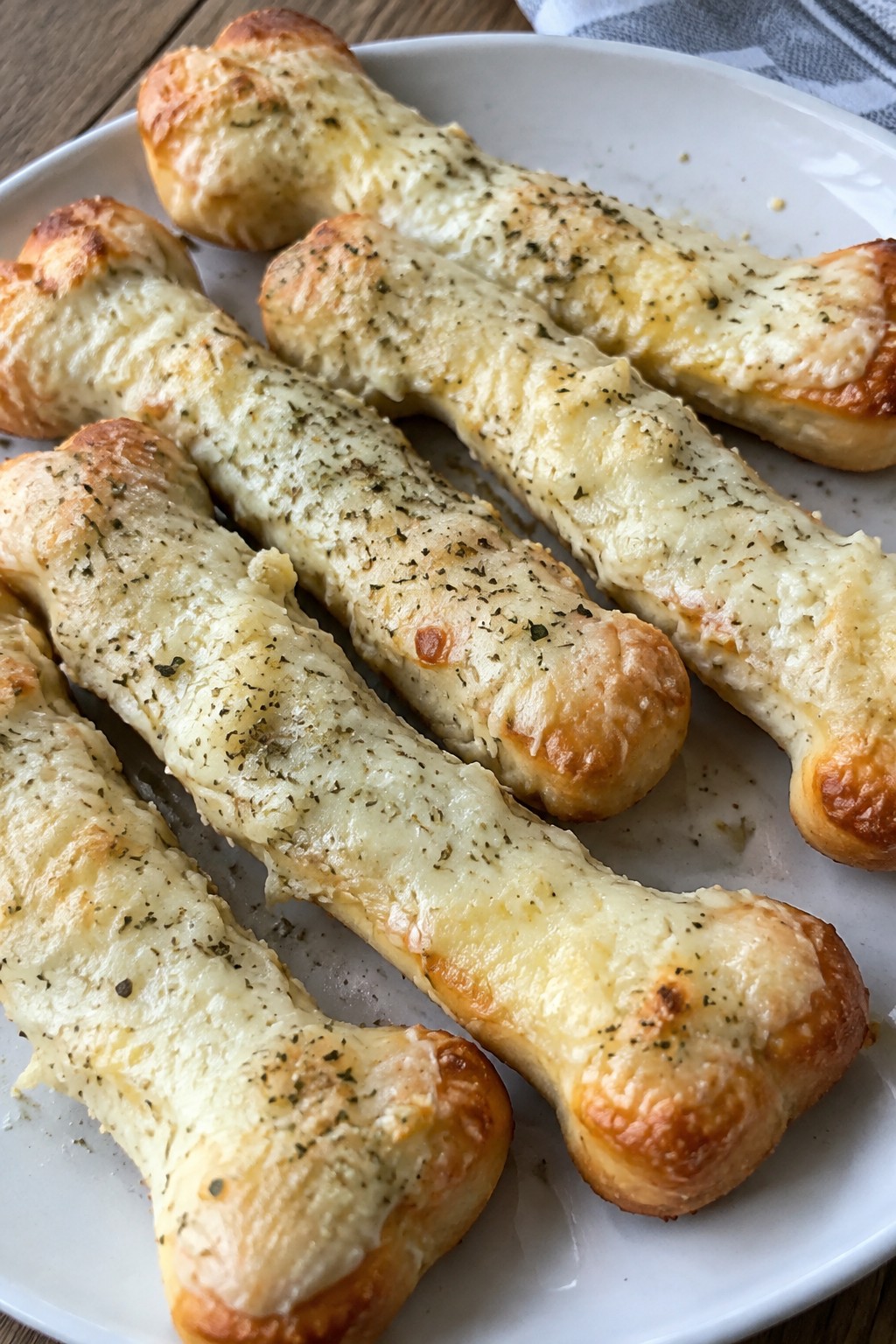 Skeleton Bone White Pizza Strips