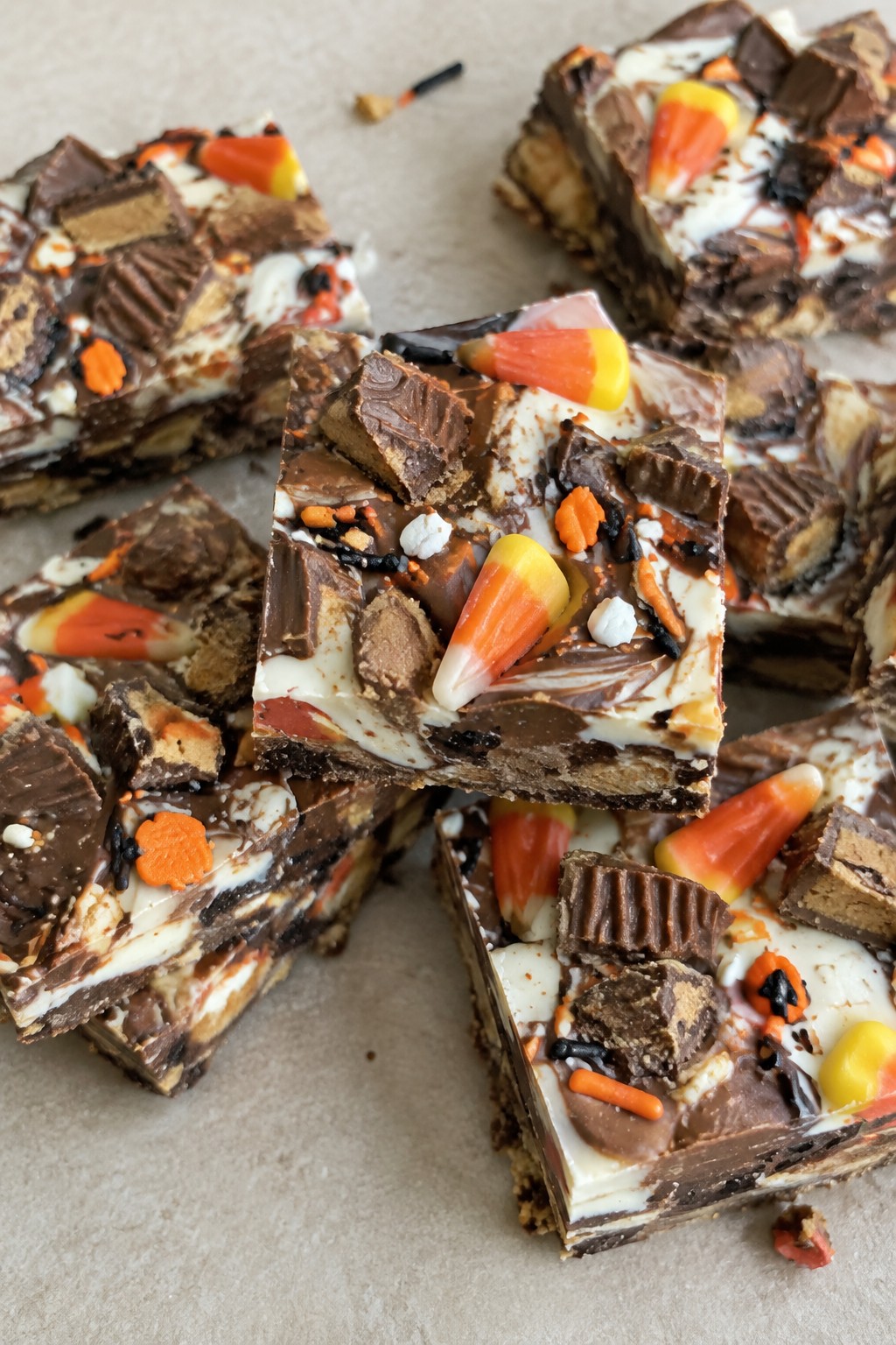 Halloween Candy Bark Squares