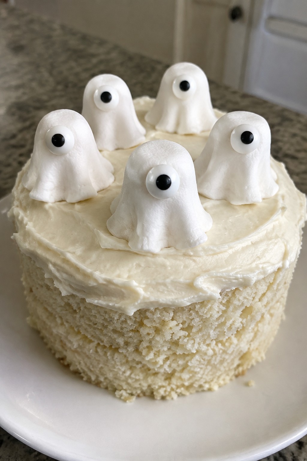 Eyeball Marshmallow Ghost White Cake