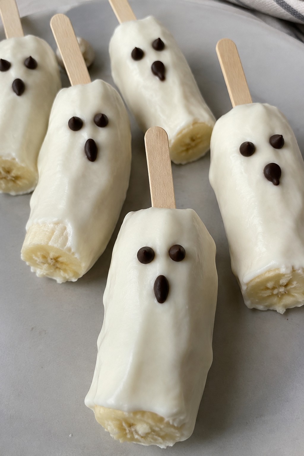 Ghost Banana Yogurt Pops