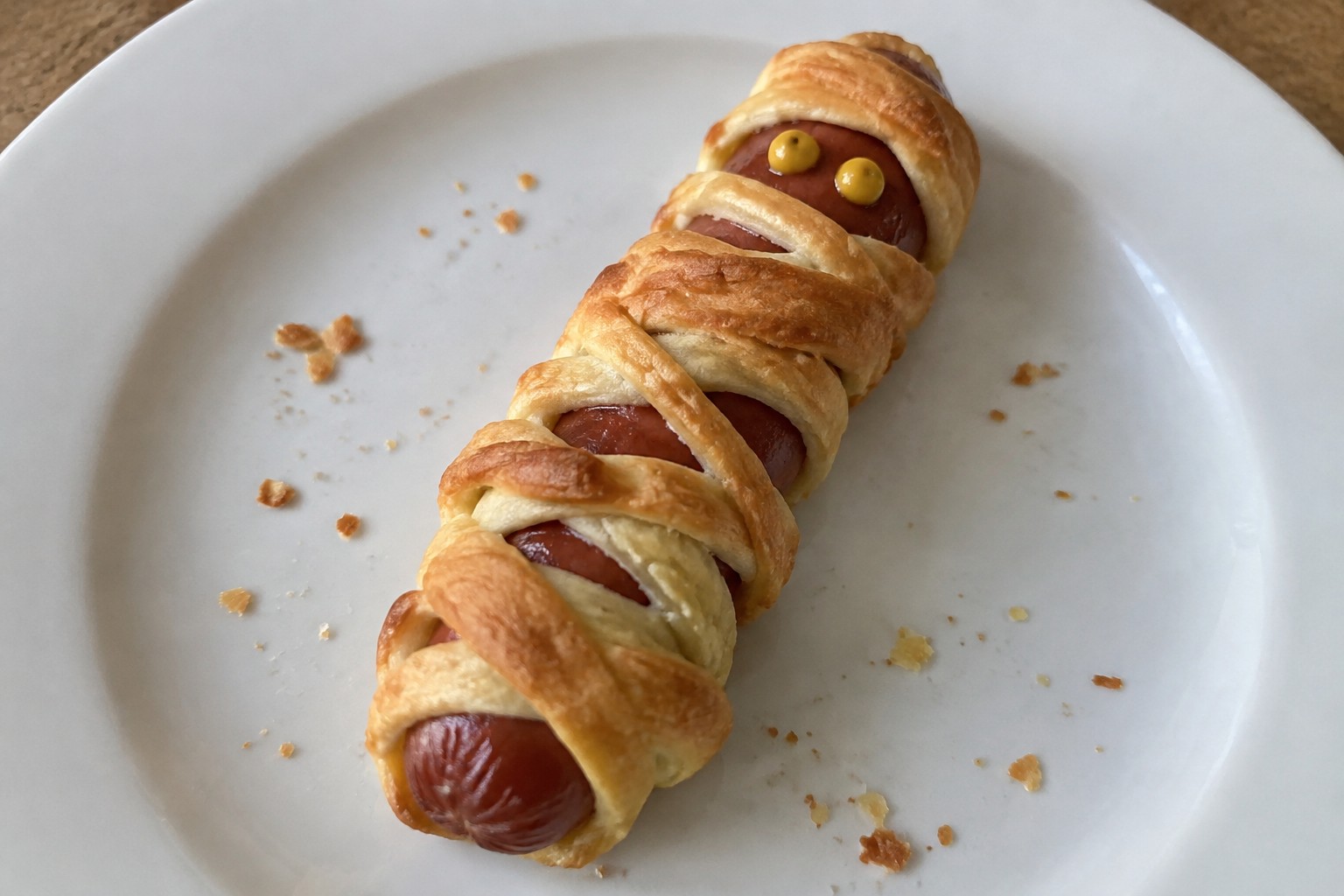 12 Halloween Snacks Perfect for Any Spooky Gathering