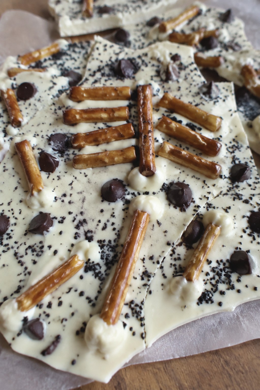 Skeleton Bone White Chocolate Bark