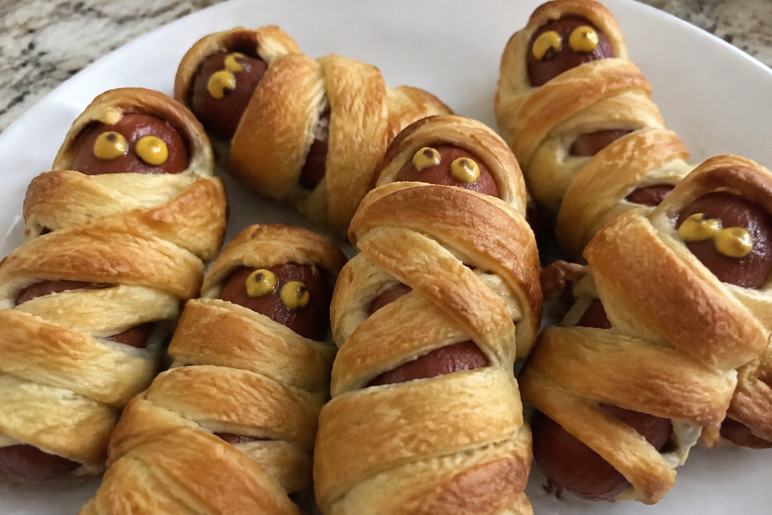 15 Easy Halloween Food Recipes Anyone Can Make