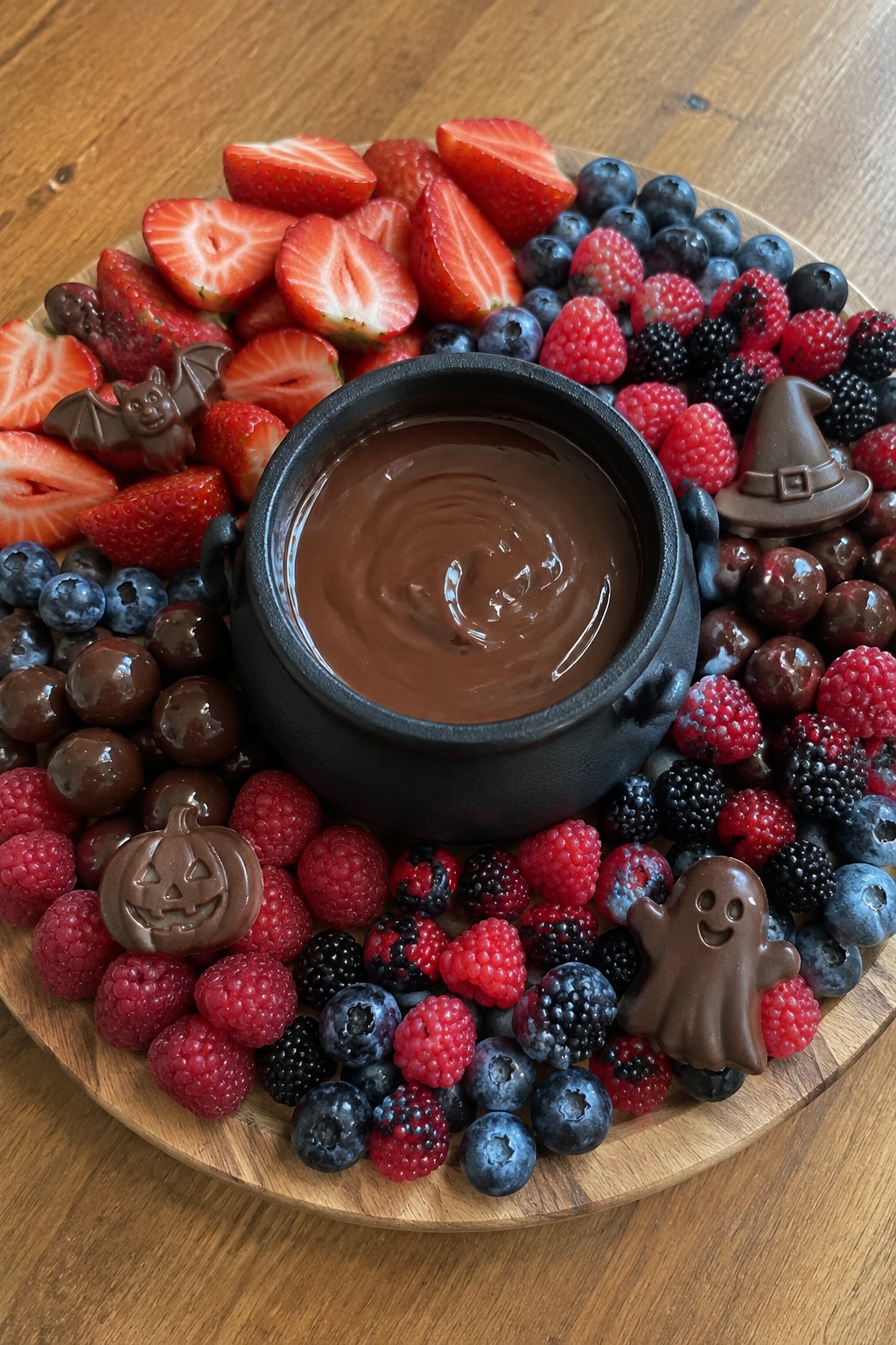 Bewitched Berry Chocolate Cauldron Board