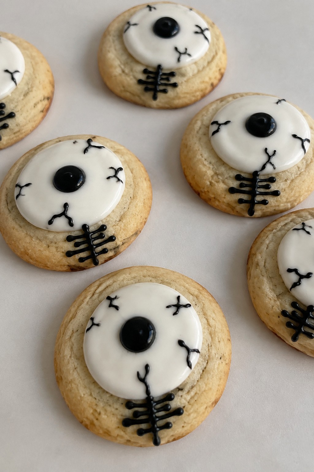 Vanilla Bean Skeleton Eye Cookies