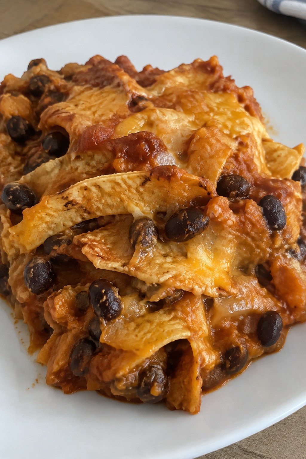 Slow Cooker Black Bean Pumpkin Enchilada Casserole