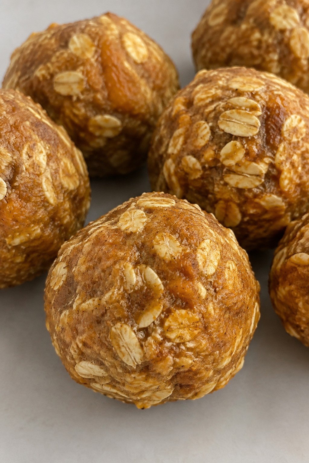 No-Bake Pumpkin Spice Energy Balls